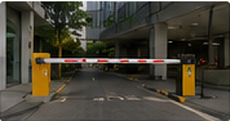 Palang Parkir Kampus